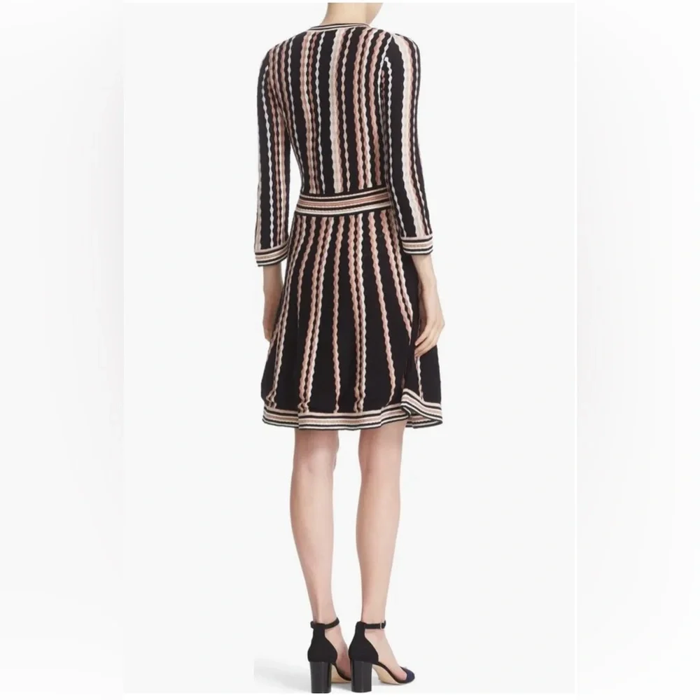 Kate Spade Scallop Stripe Knit Sweater‎ Dress Blush Black Cream Fit & Flare Sz S